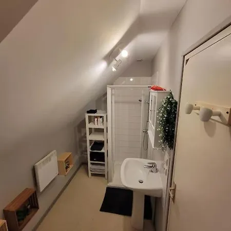 Dormez Flottant Lit A Eau La Pause Longueenne 빌라